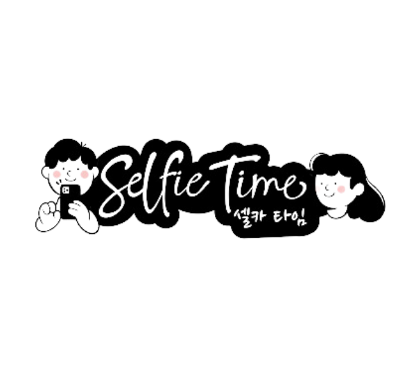 SELFIE TIME