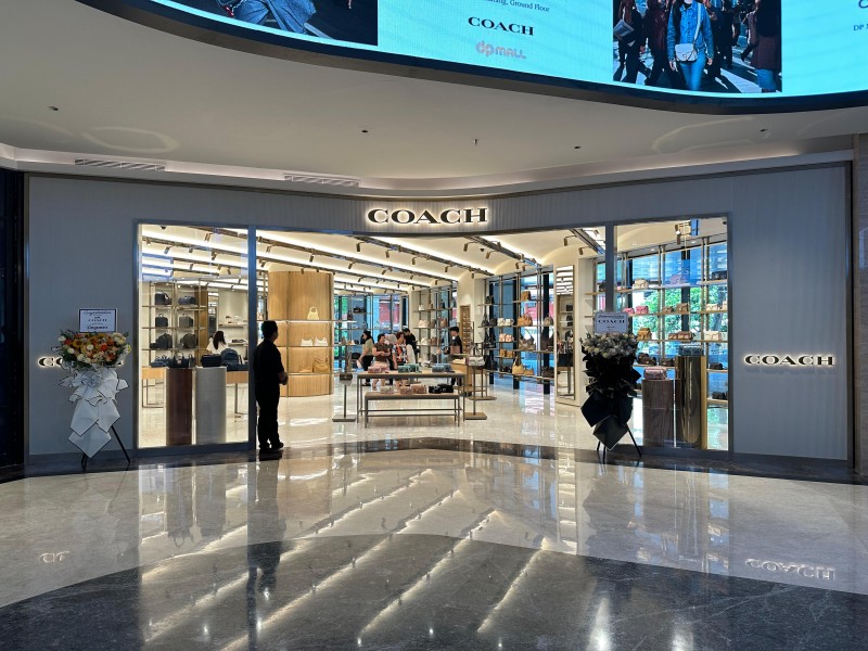 Coach - New Store Opening - DPMALL